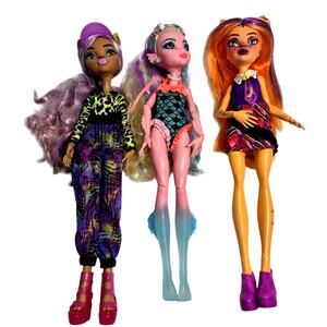 Monster High Posable Articulated Doll Bundle of 3 Toralei, Lagoona & Clawdeen